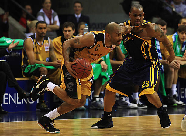 在篮球中的 在篮球中的