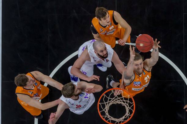 赛季尤文在 赛季尤文在