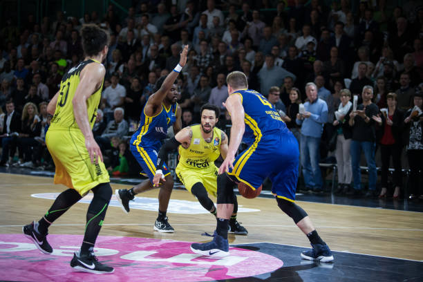 球迷对CB 球迷对CB